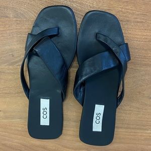 COS flip flops
